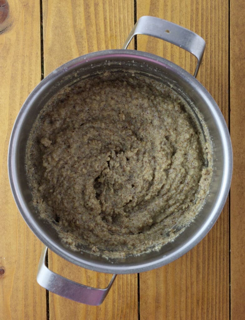 Making the walnut-hazelnut mixture.